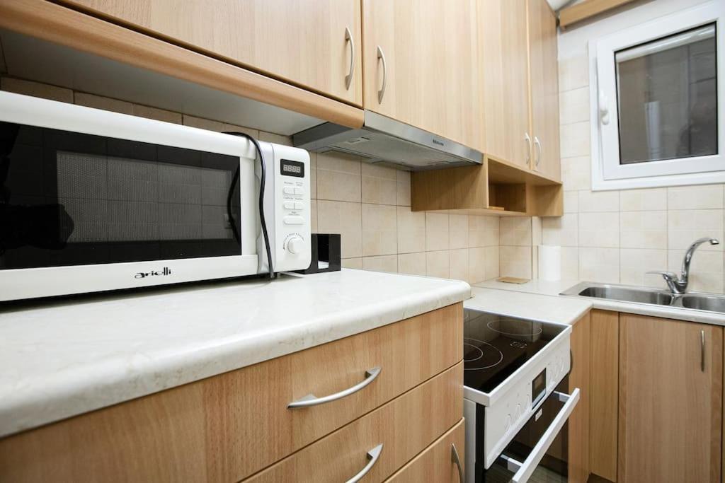 Stylish And Comfortable Apartment Ateny Zewnętrze zdjęcie